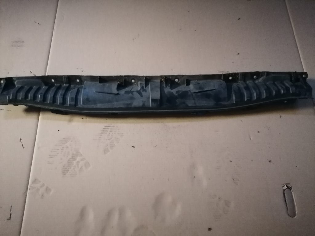 Vējstikla uzlika (deflektors) priekš RENAULT MEGANE 2011