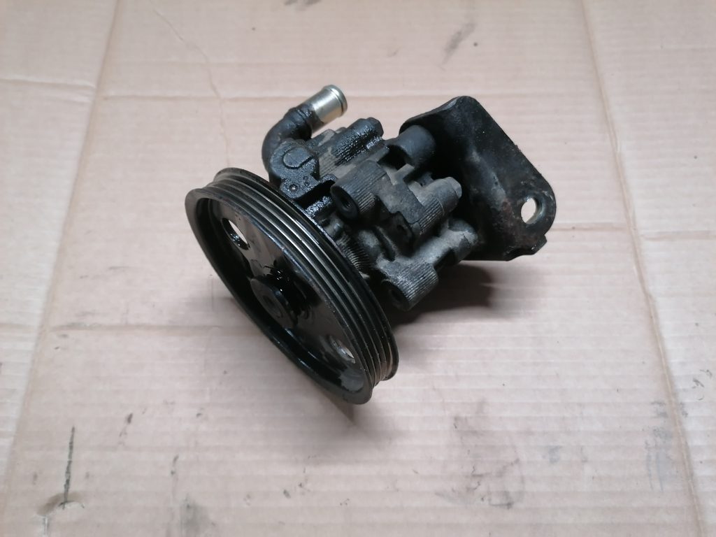 Hidrauliskais pastiprinātājs priekš CHRYSLER GRAND VOYAGER 2004 2 Hidrauliskais pastiprinātājs priekš CHRYSLER GRAND VOYAGER 2004