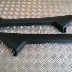 Priekšējas salona statnes apdare priekš CHRYSLER GRAND VOYAGER 2004