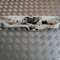 Priekšējā radiatora rāmja augšēja daļa priekš OPEL ASTRA H 2006