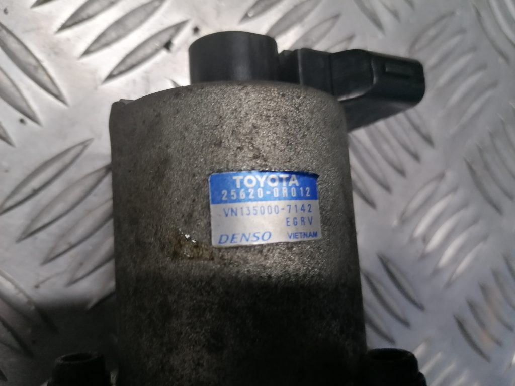 EGR vārsts priekš TOYOTA COROLLA VERSO 2005