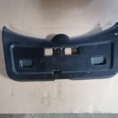 Bagāžnieka vāka liela apdare priekš TOYOTA COROLLA VERSO 2005