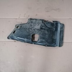 Virsbūves apakšējais aizsargs priekš TOYOTA COROLLA VERSO 2005