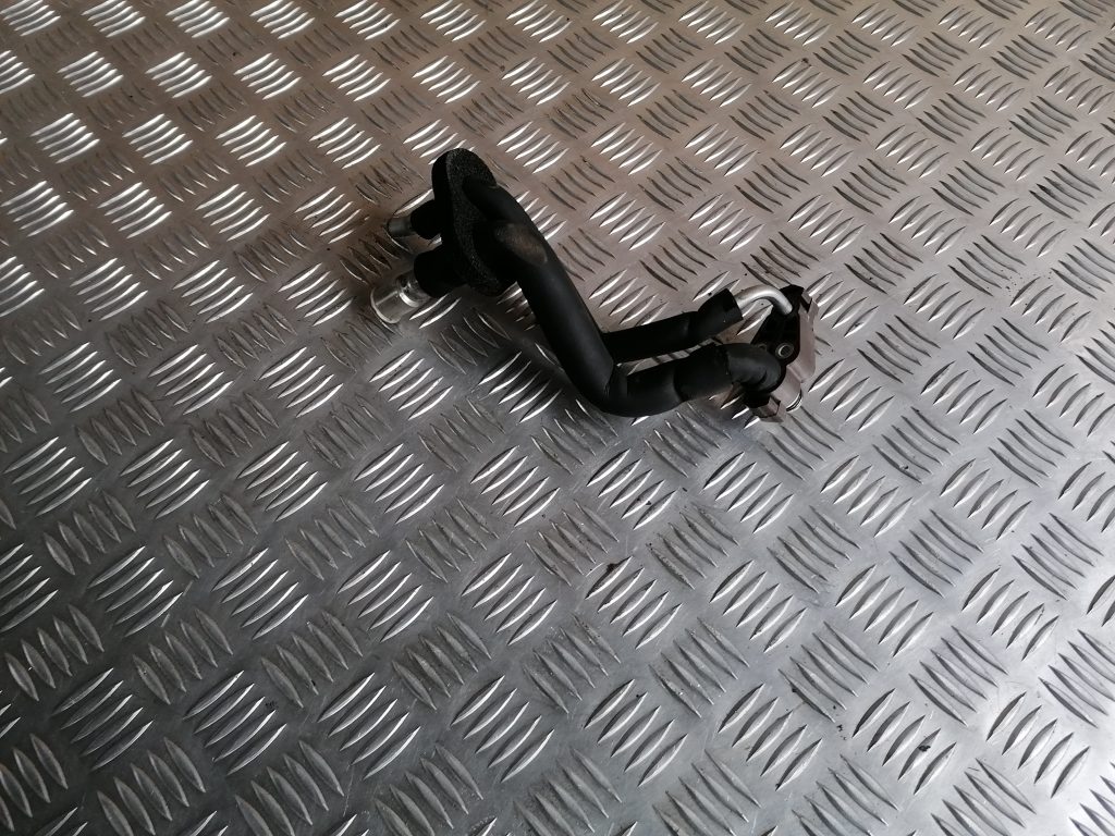 Dzesēšanas caurule priekš TOYOTA COROLLA VERSO 2005