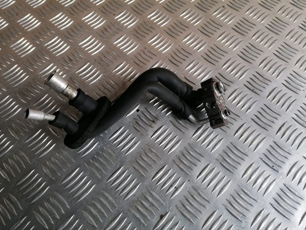 Dzesēšanas caurule priekš TOYOTA COROLLA VERSO 2005