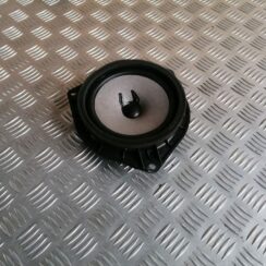 Durvju skaļrunis, apakšā priekš TOYOTA COROLLA VERSO 2005