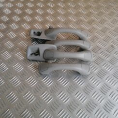 Salona rokturis griestos priekš VOLVO V70 2004