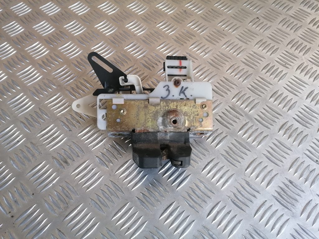 Bagāžnieka vāka slēdzene priekš VOLVO V70 2004