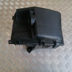 Gaisa filtra korpuss priekš VOLVO V70 2004