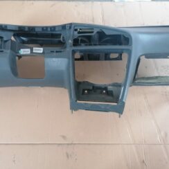 Mērinstrumentu panelis priekš VOLVO V70 2004