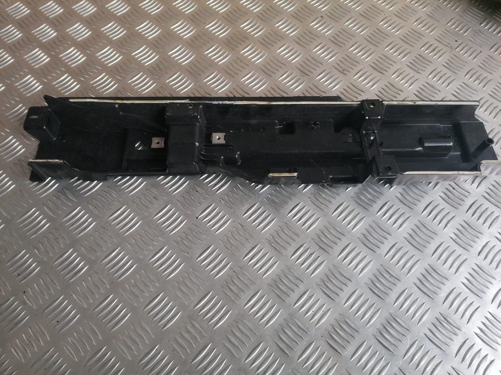 Bagāžnieka nodalījuma plastmasa priekš VOLVO V70 2004