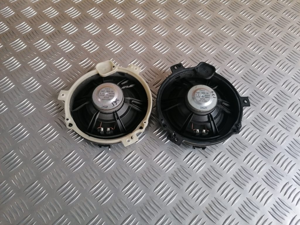 Durvju skaļrunis, apakšā priekš FORD C-MAX 2011 2 Durvju skaļrunis, apakšā priekš FORD C-MAX 2011