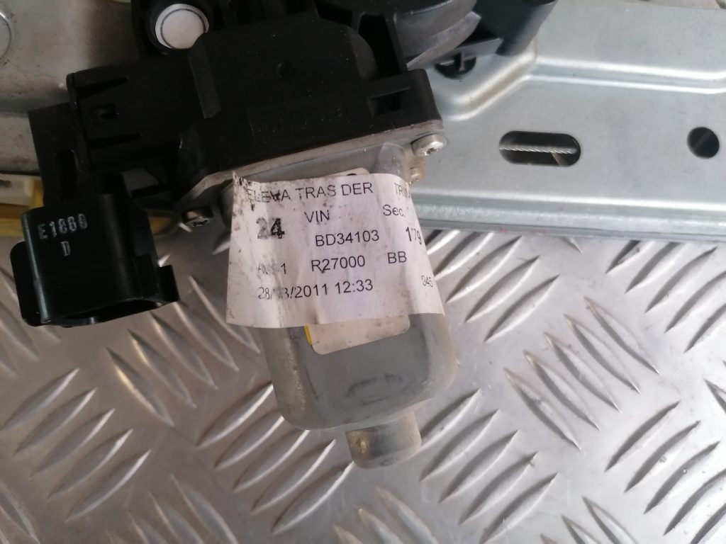 Stikla pacelšanas mehānisms aizmugurējais labais priekš FORD C-MAX 2011 3 Stikla pacelšanas mehānisms aizmugurējais labais priekš FORD C-MAX 2011