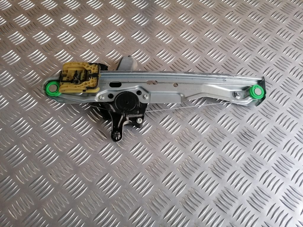 Stikla pacelšanas mehānisms aizmugurējais labais priekš FORD C-MAX 2011 2 Stikla pacelšanas mehānisms aizmugurējais labais priekš FORD C-MAX 2011