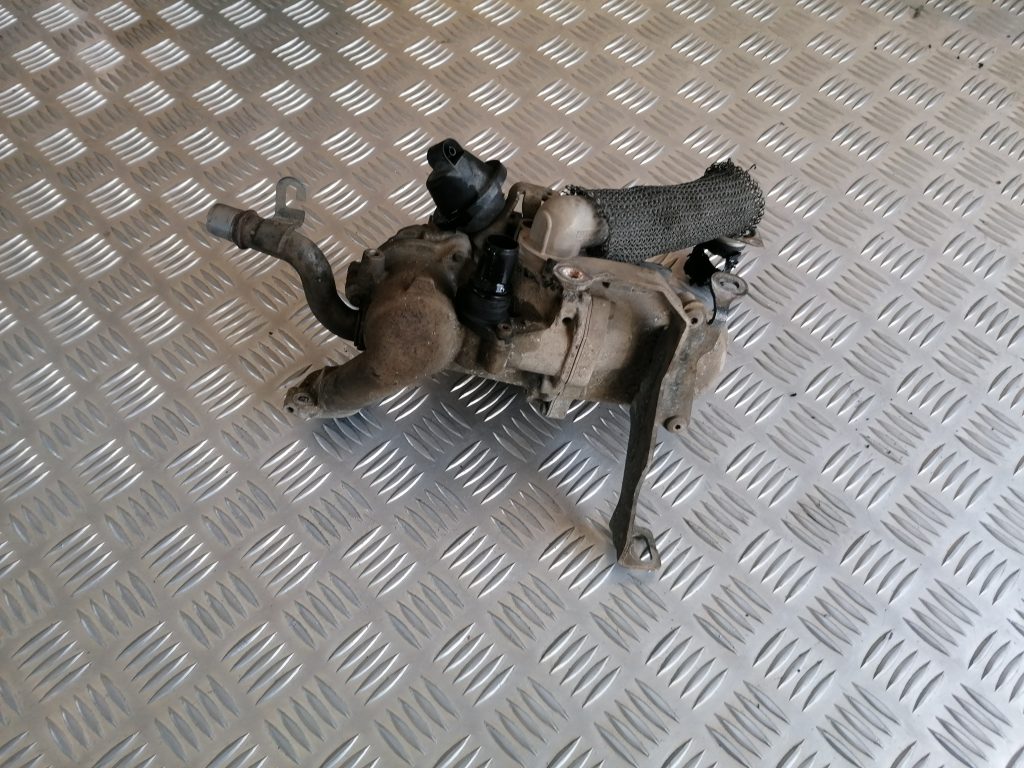 EGR vārsta dzesētājs priekš FORD C-MAX 2011