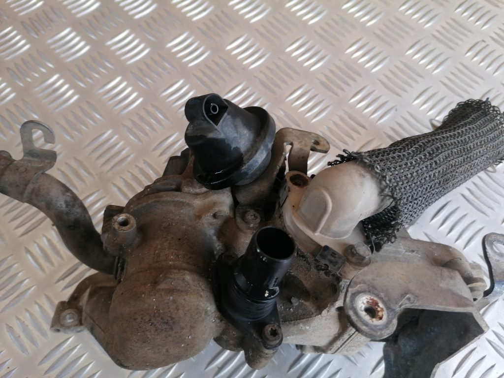 EGR vārsta dzesētājs priekš FORD C-MAX 2011