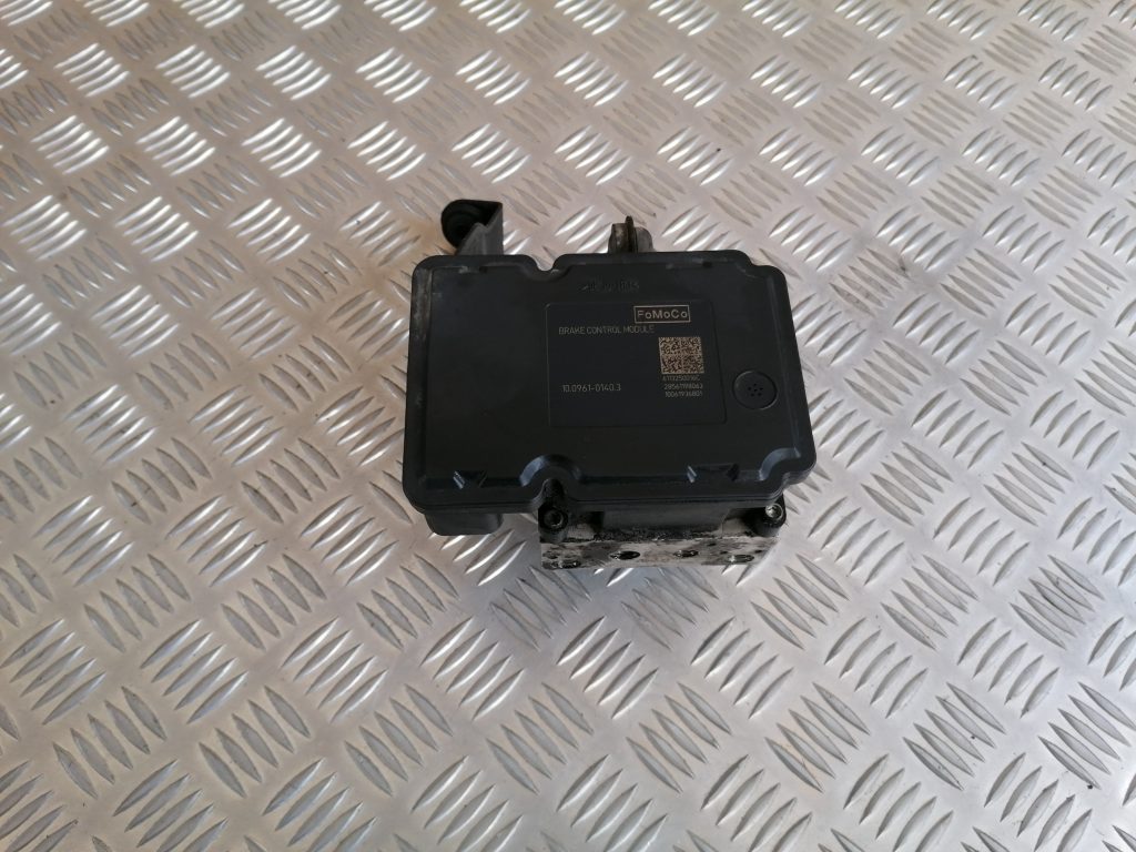 ABS bloks priekš FORD C-MAX 2011 2 ABS bloks priekš FORD C-MAX 2011