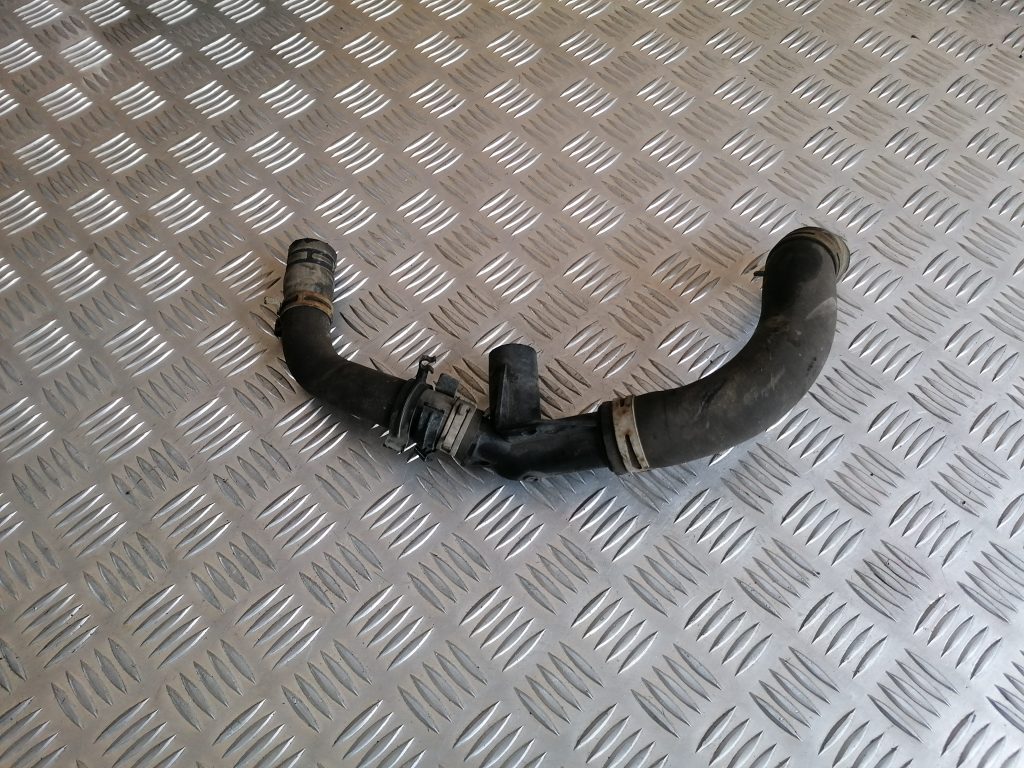 Dzesēšanas caurule priekš FORD C-MAX 2011