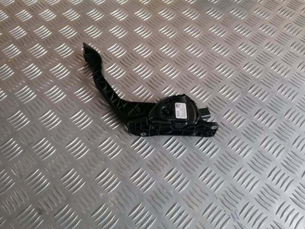 Gāzes pedālis priekš FORD C-MAX 2011 2 Gāzes pedālis priekš FORD C-MAX 2011