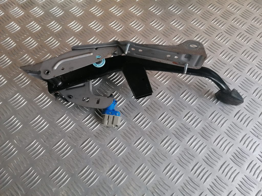 Bremžu pedālis priekš FORD C-MAX 2011 3 Bremžu pedālis priekš FORD C-MAX 2011