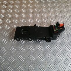 Drošinātāju relejas kaste priekš SAAB 9-3 2002