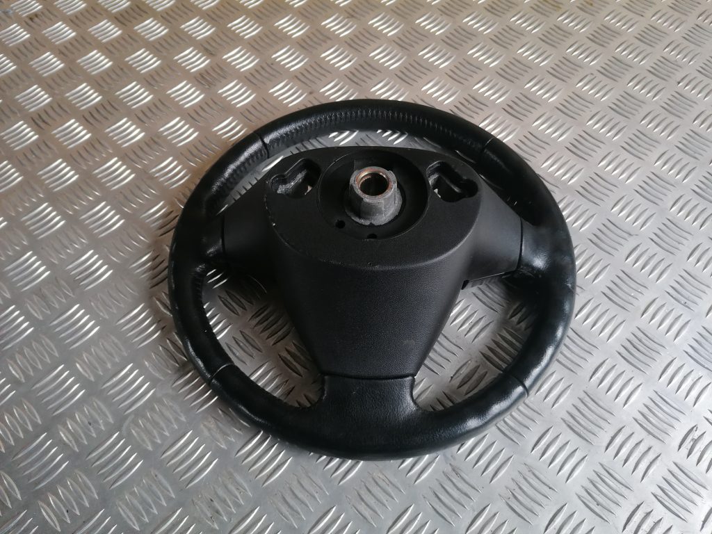 Stūre priekš SAAB 9-3 2002