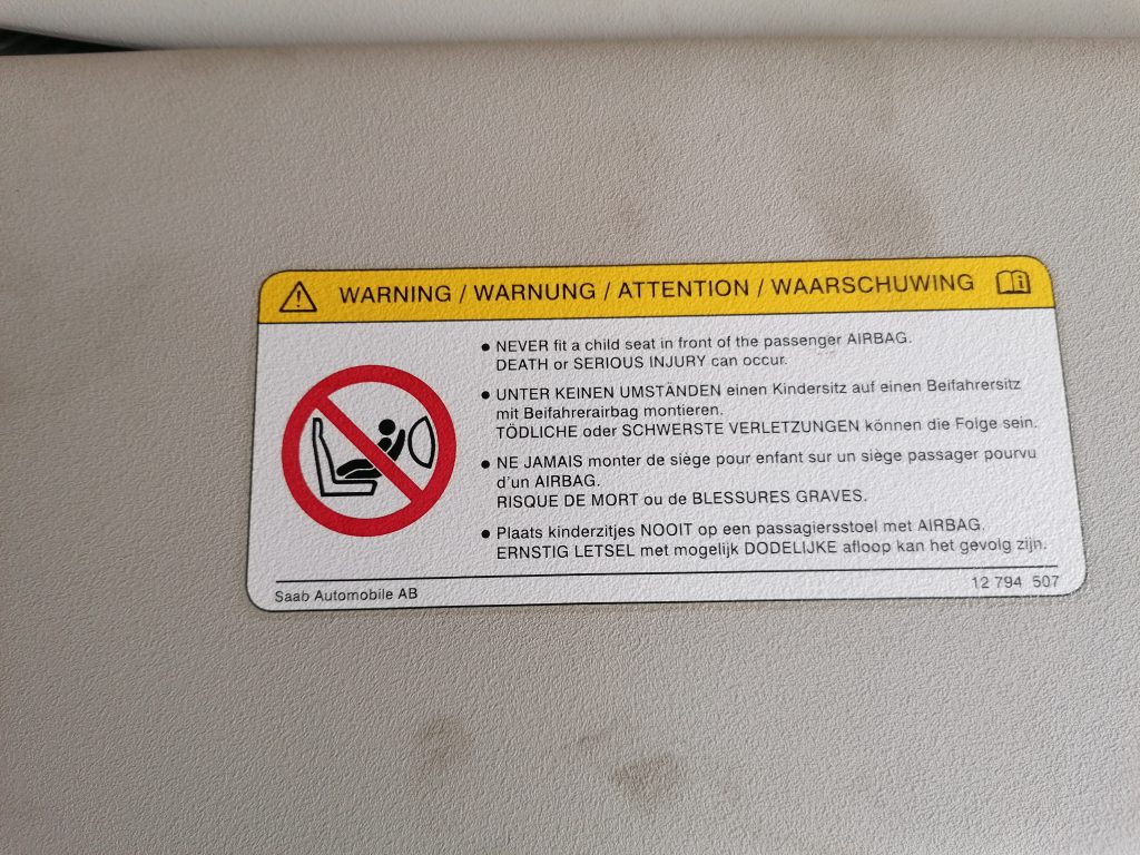 Saules aizsargs priekš SAAB 9-3 2002