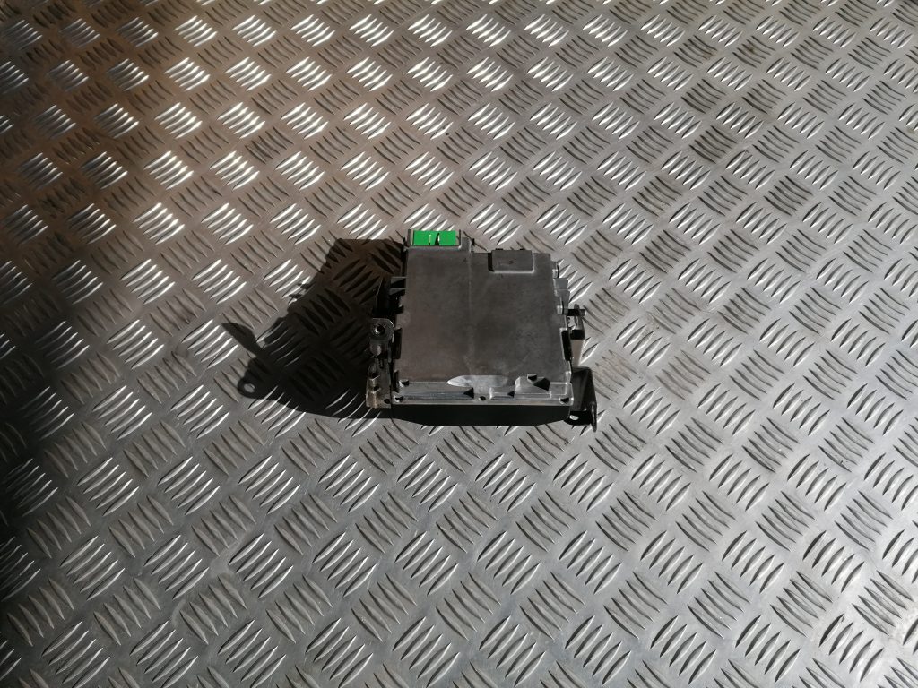 Tālruņa vadības bloks priekš VOLVO S80 2007 GREY