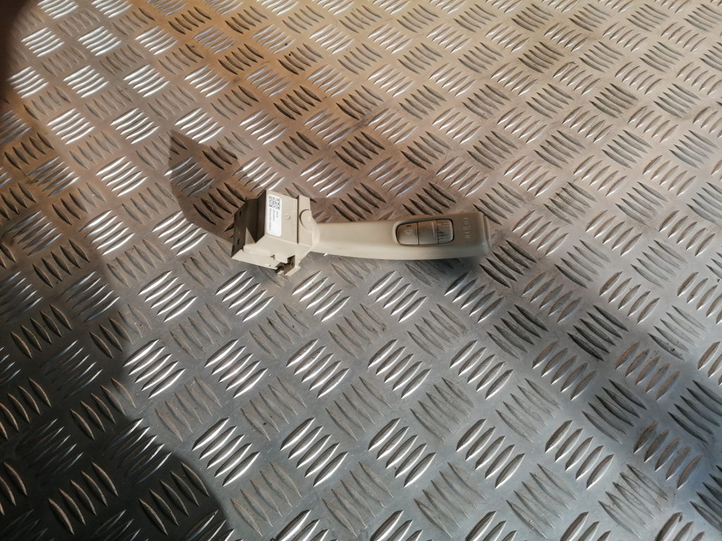 Stikla tīrītāja slēdzis priekš VOLVO S80 2007 GREY