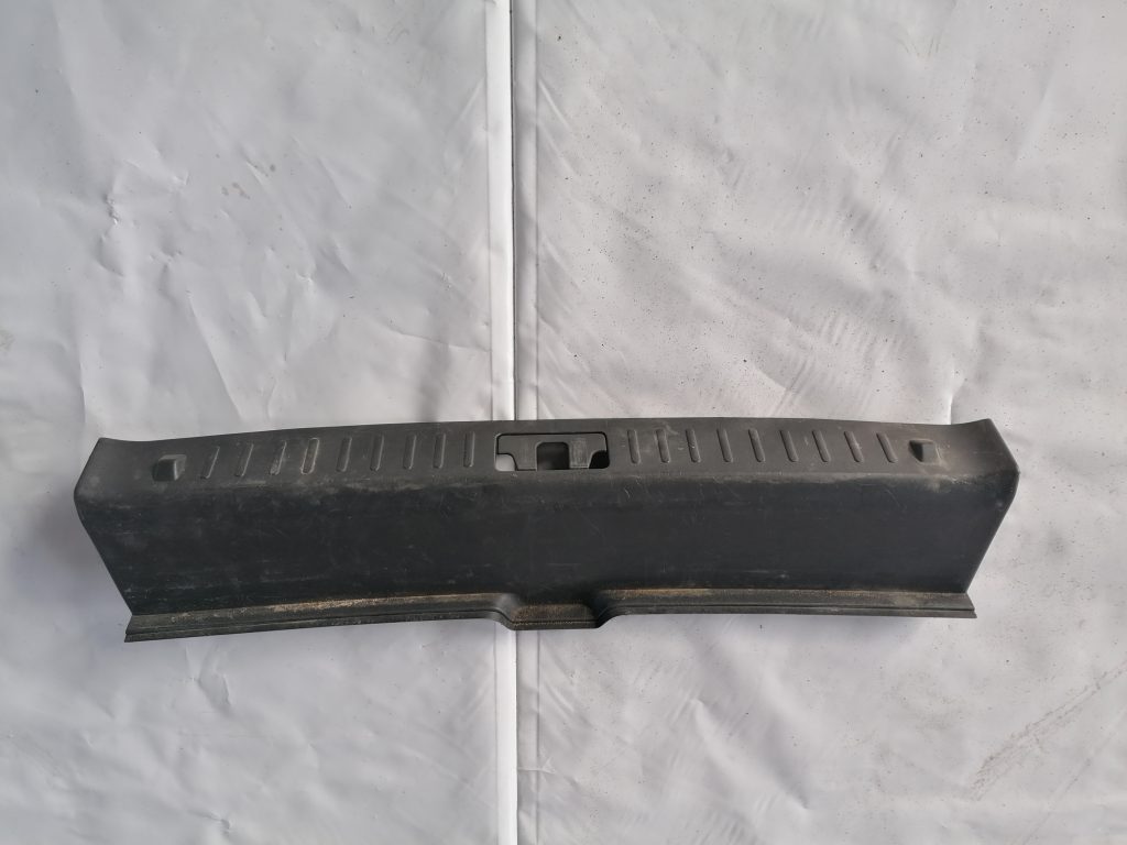 Bagažnieka nodalījuma sliekšņa uzlika priekš VOLVO S80 2007 GREY 1 Bagažnieka nodalījuma sliekšņa uzlika priekš VOLVO S80 2007 GREY