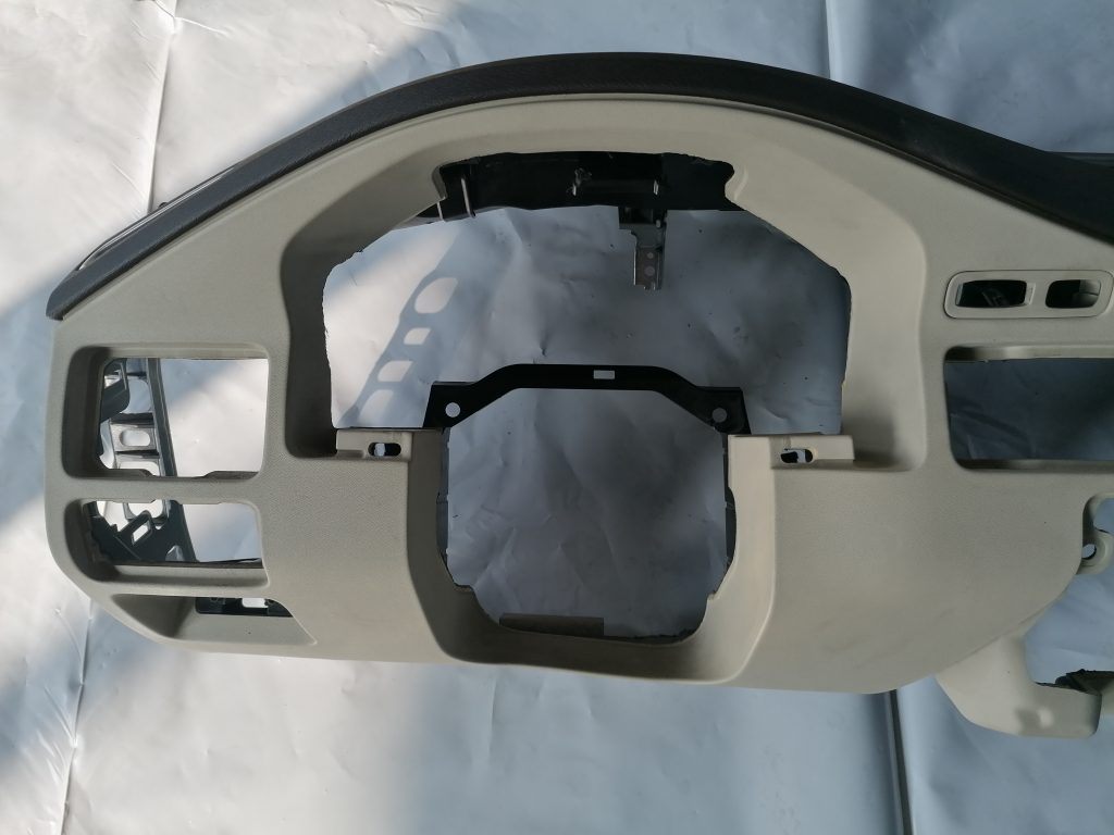 Mērinstrumentu panelis priekš VOLVO S80 2007 GREY 2 Mērinstrumentu panelis priekš VOLVO S80 2007 GREY