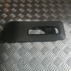 Mērinstrumentu paneļa skaļruņa apdare priekš VOLVO S80 2007 GREY