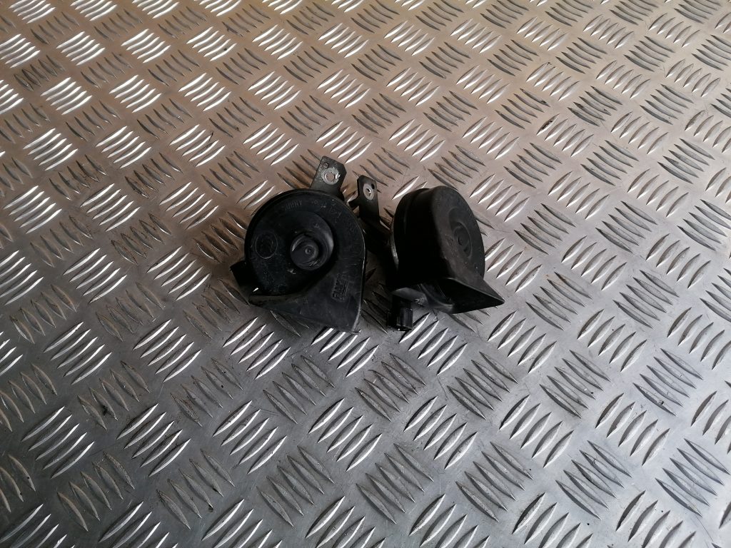 Skaņas signāls priekš VOLVO S80 2007 GREY 1 Skaņas signāls priekš VOLVO S80 2007 GREY