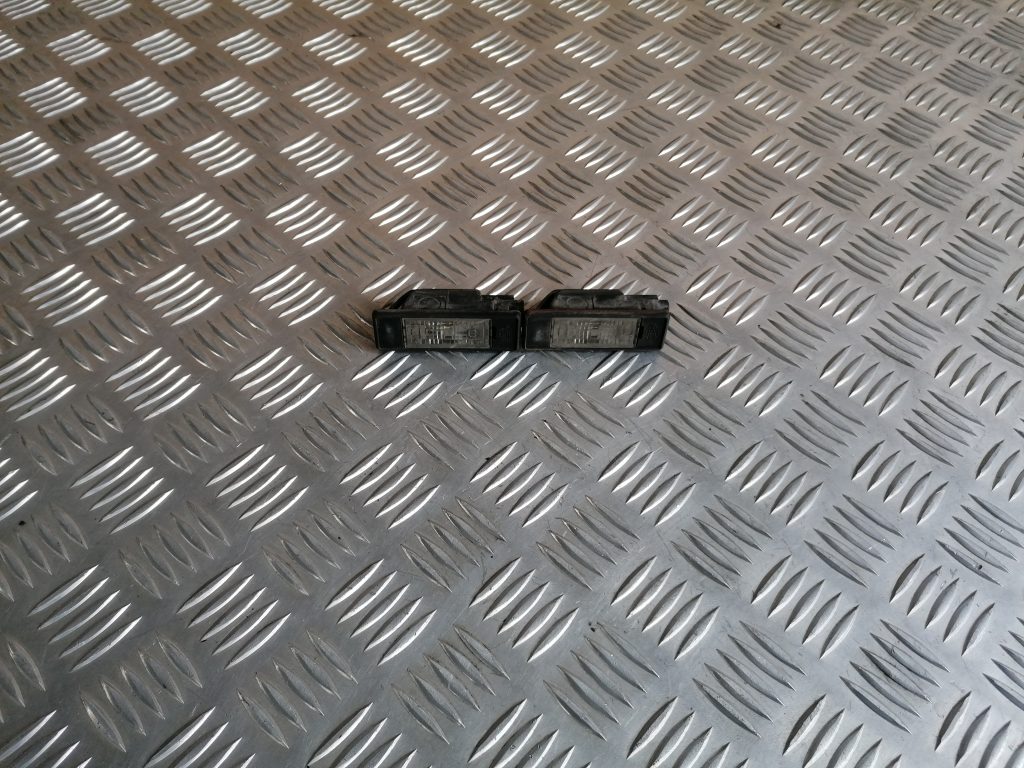 Numura zīmes apgaismojums priekš CITROEN C4 2006 1 Numura zīmes apgaismojums priekš CITROEN C4 2006