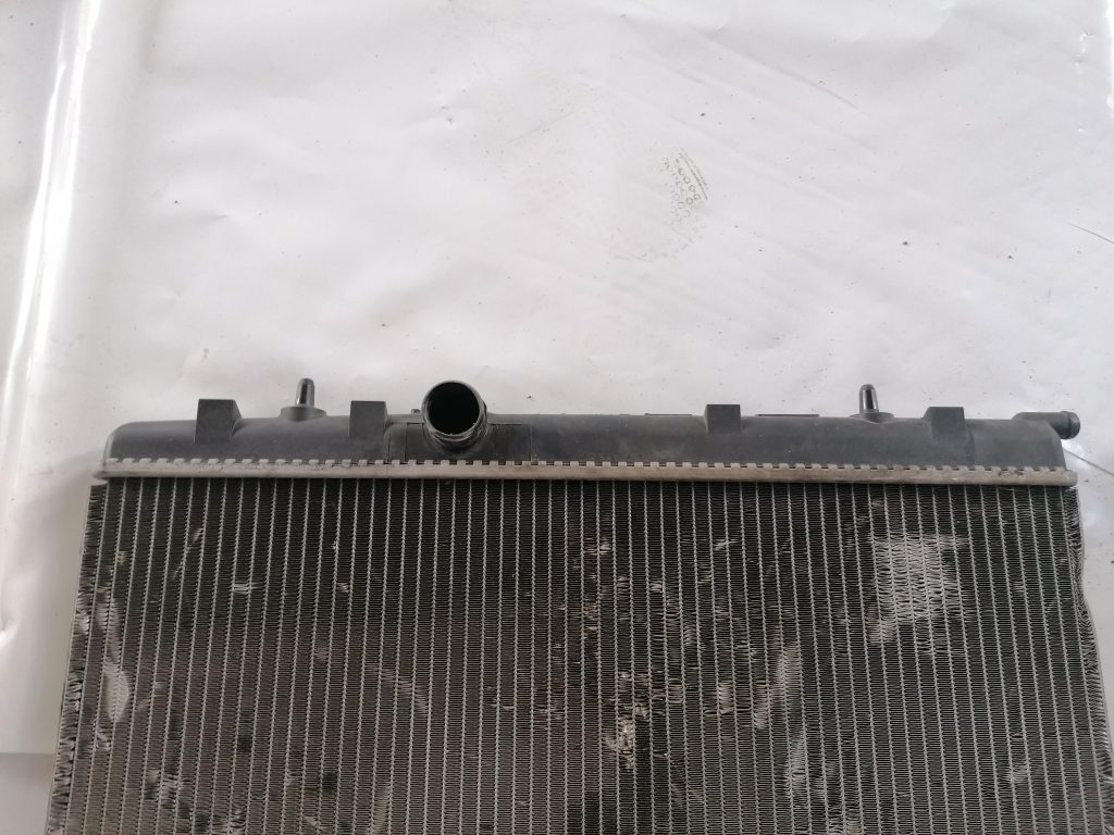 Dzesēšanas radiators priekš CITROEN C4 2006 2 Dzesēšanas radiators priekš CITROEN C4 2006