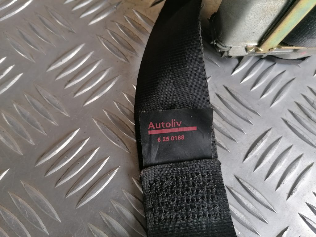 Priekšējā labā drošības josta priekš CITROEN C4 2006 2 Priekšējā labā drošības josta priekš CITROEN C4 2006