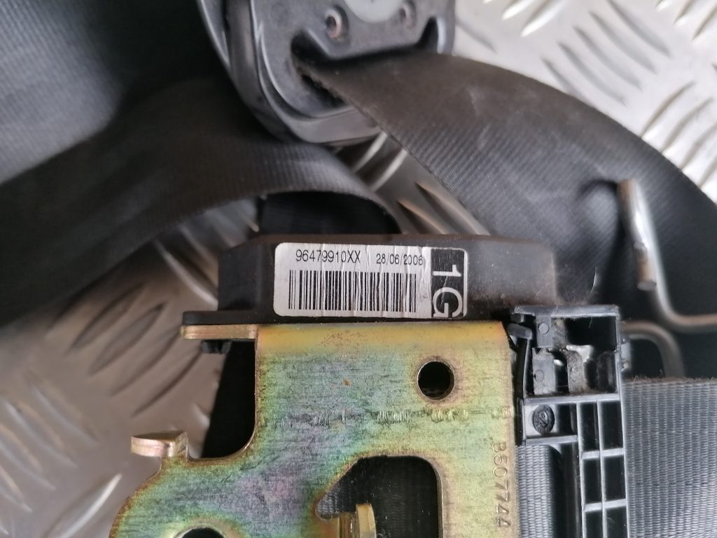 Priekšējā labā drošības josta priekš CITROEN C4 2006 4 Priekšējā labā drošības josta priekš CITROEN C4 2006