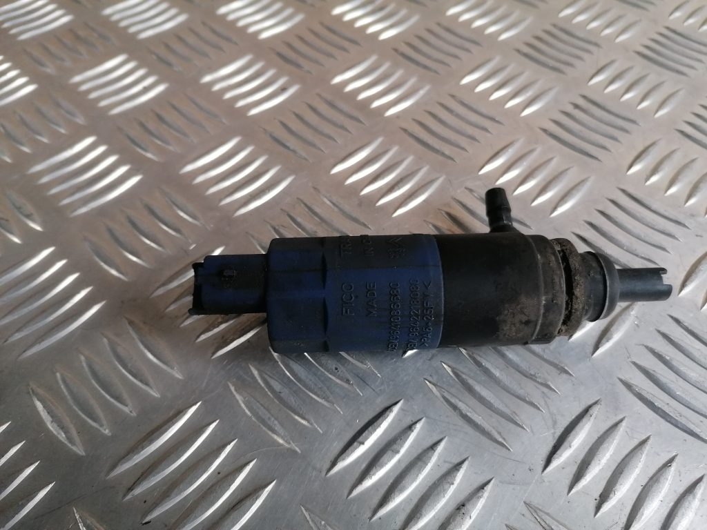 Mazgātāja šķidruma sūknis priekš CITROEN C4 2006 2 Mazgātāja šķidruma sūknis priekš CITROEN C4 2006