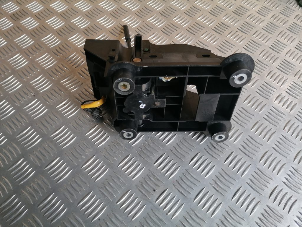 Ātrumu pārslēgšanas slēdzis priekš CITROEN C4 2006 5 Ātrumu pārslēgšanas slēdzis priekš CITROEN C4 2006