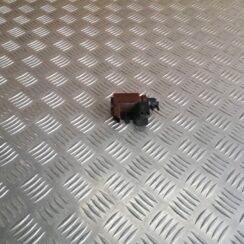 Izplūdes solenoīda vārsts priekš VOLVO C30 2008 TURQUOISE