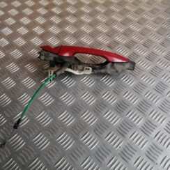 Priekšējāis kreisais durvju rokturis priekš HYUNDAI I30 2012