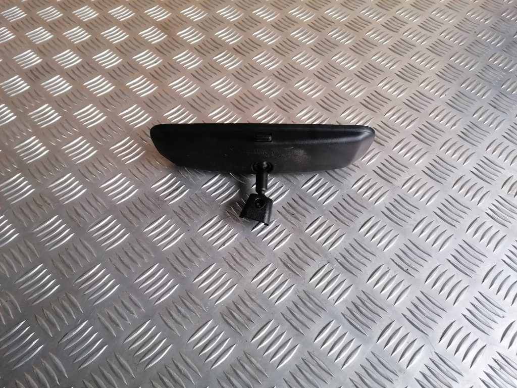 Salona atpakaļskata spogulis priekš HYUNDAI I30 2012 1 Salona atpakaļskata spogulis priekš HYUNDAI I30 2012