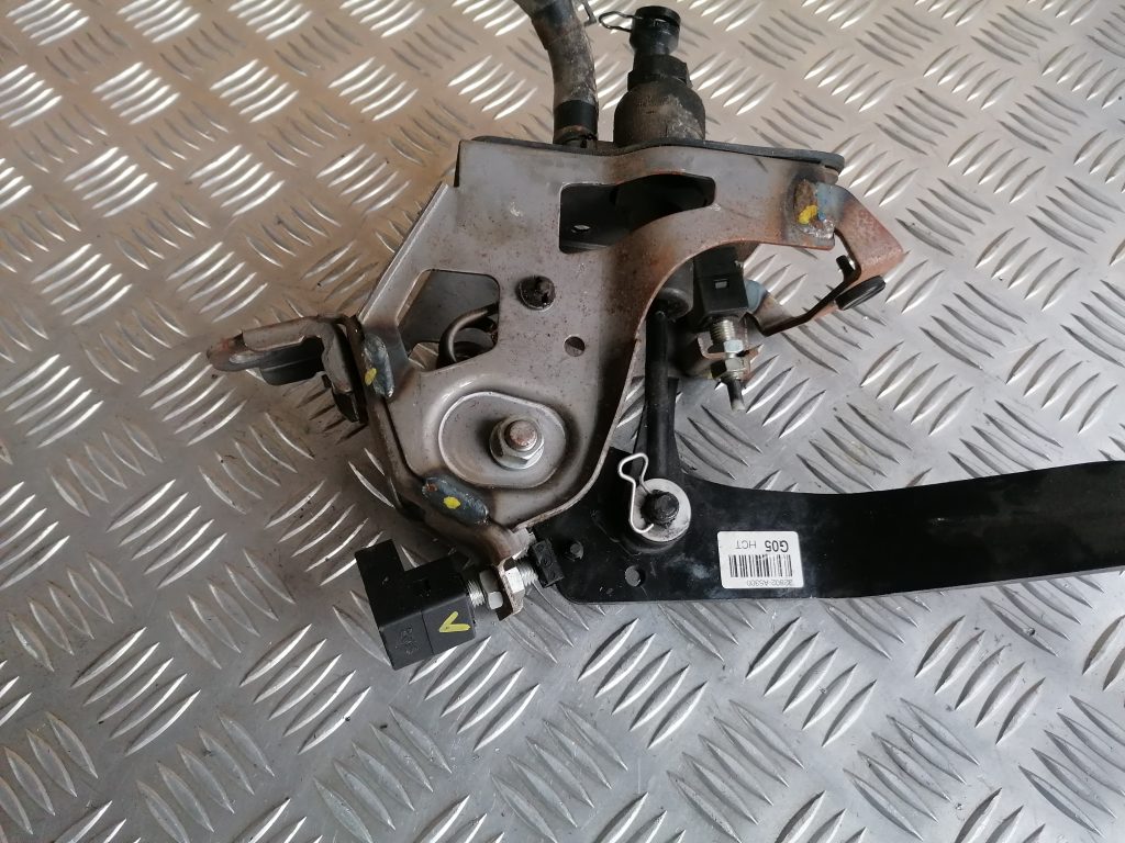 Sajūga pedālis priekš HYUNDAI I30 2012 3 Sajūga pedālis priekš HYUNDAI I30 2012