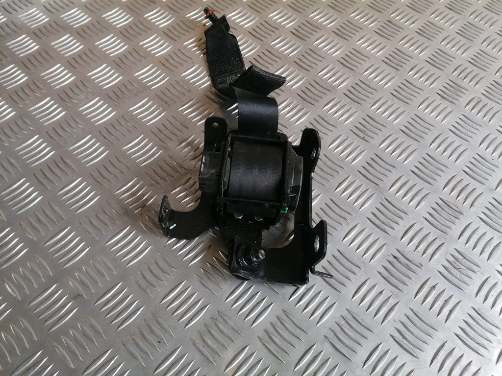 Aizmugurējā kreisa drošības josta priekš HYUNDAI I30 2012