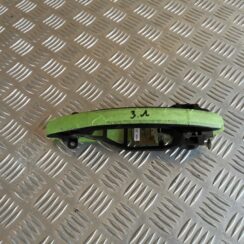 Aizmugurējais kreisais durvju rokturis priekš VW PHAETON 2005