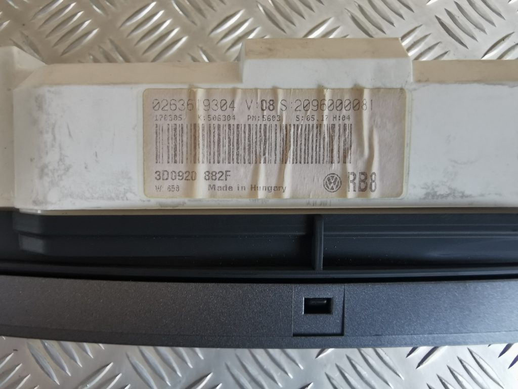 Spidometrs priekš VW PHAETON 2005 4 Spidometrs priekš VW PHAETON 2005