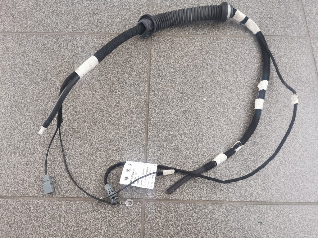 Bagažnieka vāka vadi priekš CITROEN C4 2018