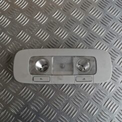 Aizmugurējo sēdvietu apgaismojums priekš VW PASSAT CC 2009