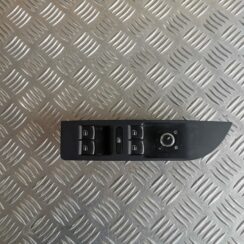 Šofera durvju slēdža pogas priekš VW PASSAT CC 2009