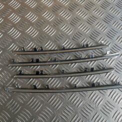 Priekšējā režģa hromēta uzlika priekš VW PASSAT CC 2009